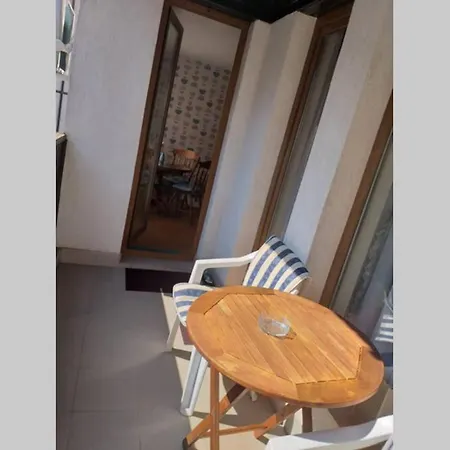 Apartman Close To Gondola-colorful One Bedroom Terrace&fire Banszko
