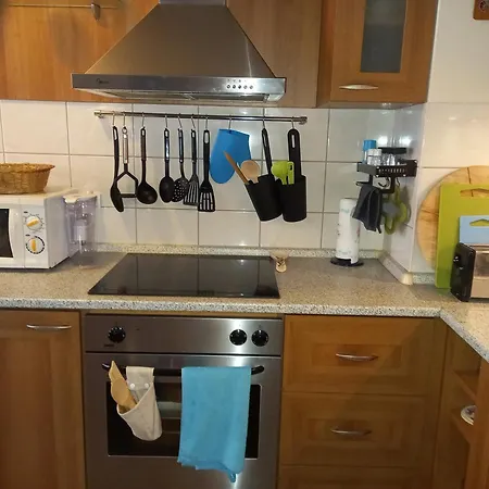 Apartman Close To Gondola-colorful One Bedroom Terrace&fire *